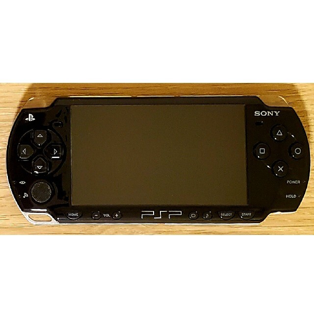 PlayStation Portable(プレイステーションポータブル)のpsp-2000 ブラック本体　動作確認済です。 エンタメ/ホビーのゲームソフト/ゲーム機本体(携帯用ゲーム機本体)の商品写真