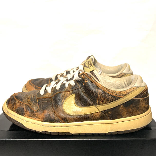 NIKE(ナイキ)のDUNK LOW PREMIUM GRUNGE PACK メンズの靴/シューズ(スニーカー)の商品写真