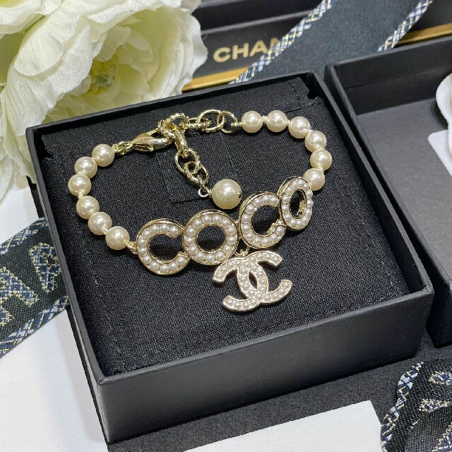 CHANEL - ChaneL ブレスレットの通販 by ヨシミ's shop｜シャネルならラクマ