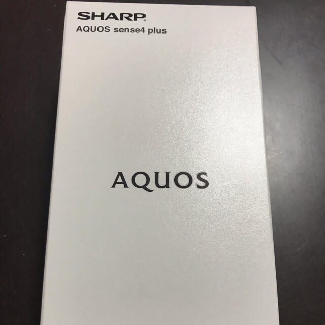 AQUOS(アクオス)のaquos sense4plus  本体　新品未使用 スマホ/家電/カメラのスマートフォン/携帯電話(スマートフォン本体)の商品写真