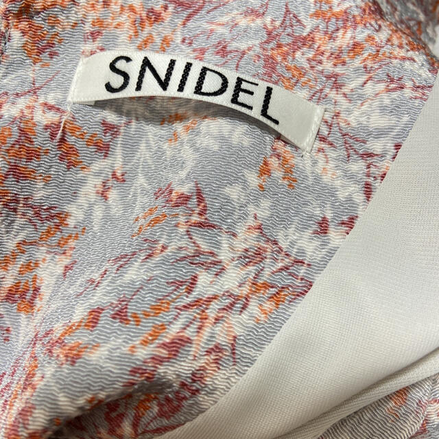 SNIDEL(スナイデル)のSNIDEL　バリエーションマーメイドプリントワンピース　CPNK スナイデル レディースのワンピース(ロングワンピース/マキシワンピース)の商品写真