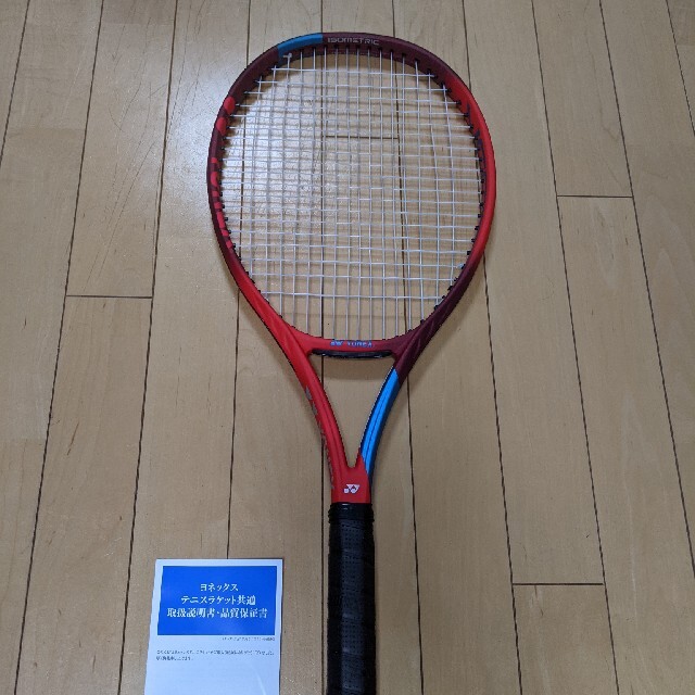 YONEX(ヨネックス)のヨネックス新vcore スポーツ/アウトドアのテニス(ラケット)の商品写真