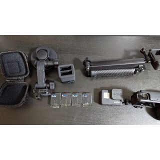 GoPro Hero7 + 純正チャージャー、純正バッテリーx4等