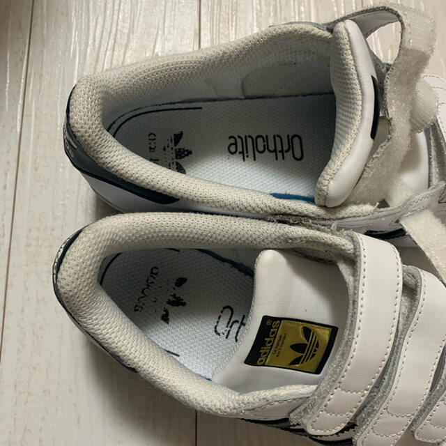 adidas(アディダス)のadidas♡♡スニカー キッズ/ベビー/マタニティのキッズ靴/シューズ(15cm~)(スニーカー)の商品写真