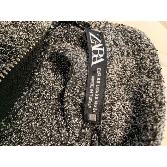 ZARA(ザラ)のm a a様専用★ZARA★モダントップス★袖広で首が隠れる レディースのトップス(カットソー(長袖/七分))の商品写真