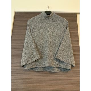 ザラ(ZARA)のm a a様専用★ZARA★モダントップス★袖広で首が隠れる(カットソー(長袖/七分))