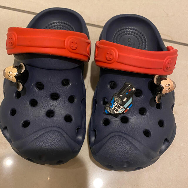 crocs(クロックス)のクロックス キッズ サンダル 14cm キッズ/ベビー/マタニティのベビー靴/シューズ(~14cm)(サンダル)の商品写真