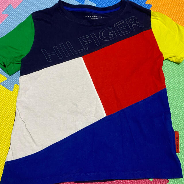 TOMMY HILFIGER(トミーヒルフィガー)のTOMMY HILFIGER  Tシャツ キッズ/ベビー/マタニティのキッズ服男の子用(90cm~)(Tシャツ/カットソー)の商品写真