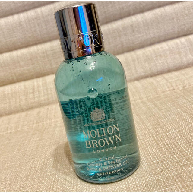 MOLTON BROWN(モルトンブラウン)のMOLTON BROWN サイプレス & シーフェンネル バス&シャワージェル コスメ/美容のボディケア(バスグッズ)の商品写真