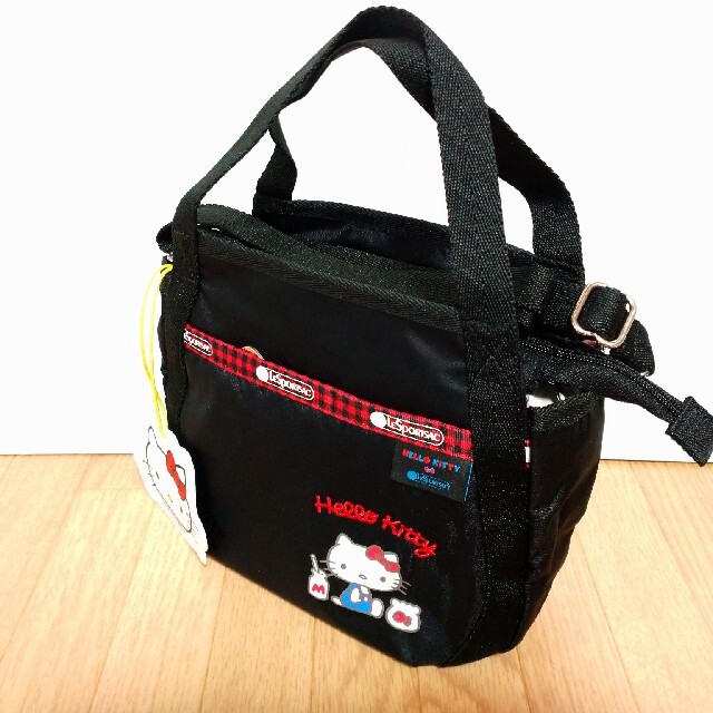 LeSportsac(レスポートサック)のHello Kitty × LeSportsac コラボ ショルダートートバッグ レディースのバッグ(トートバッグ)の商品写真