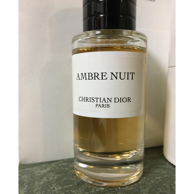 Christian Dior(クリスチャンディオール)のメゾンクリスチャンディオール　アンブルニュイ　40ml コスメ/美容の香水(香水(女性用))の商品写真