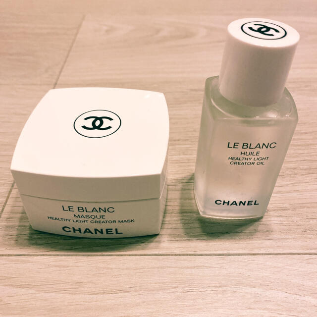 CHANEL(シャネル)のCHANEL LE BLANC フェイシャルオイル&マスク 2点セット コスメ/美容のスキンケア/基礎化粧品(フェイスオイル/バーム)の商品写真