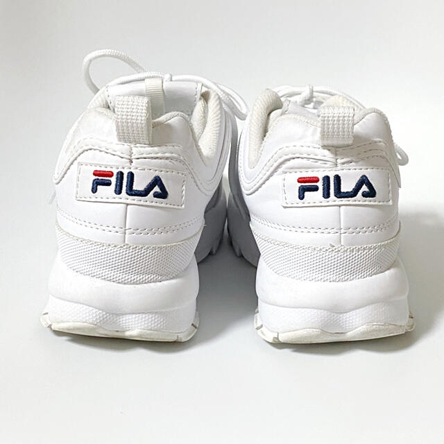 FILA(フィラ)のUSED【FILA】ディスラプター2 25cm レディースの靴/シューズ(スニーカー)の商品写真