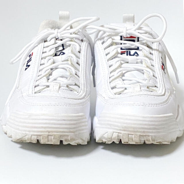 FILA(フィラ)のUSED【FILA】ディスラプター2 25cm レディースの靴/シューズ(スニーカー)の商品写真