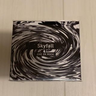 ワンオクロック(ONE OK ROCK)のONE OK ROCK会場限定CDskyfall 美品(ワールドミュージック)