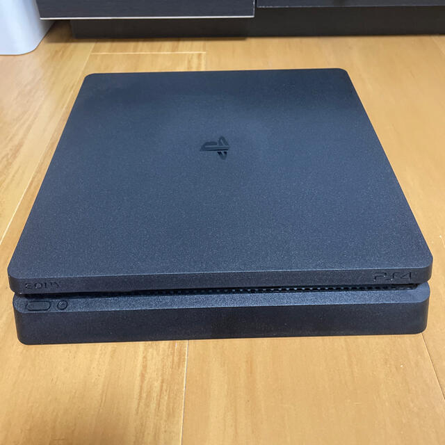 PlayStation4(プレイステーション4)のplaystation4 CUH-2200AB01 超美品 エンタメ/ホビーのゲームソフト/ゲーム機本体(家庭用ゲーム機本体)の商品写真