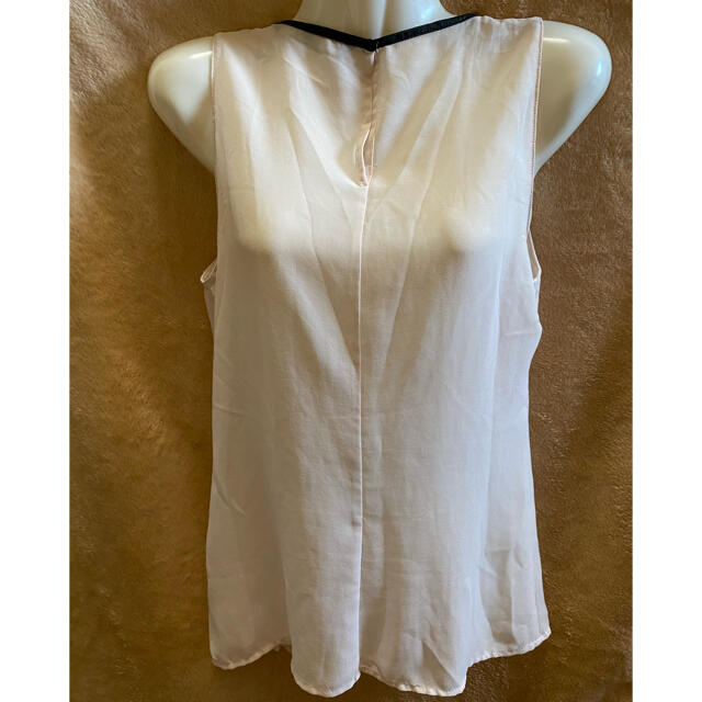 ZARA - ZARA TRAFALUC シフォンノースリーブ トップス プリーツ Sの通販 by Côte d'Azur|ザラならラクマ