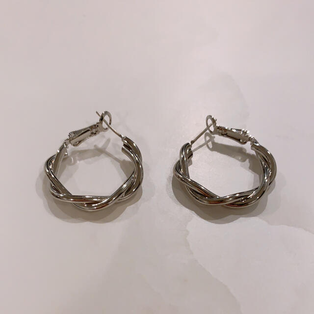 ピアス レディースのアクセサリー(ピアス)の商品写真