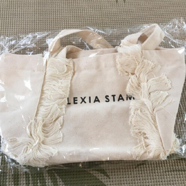 ALEXIA STAM(アリシアスタン)のアリシアスタン　フリンジトートバッグ レディースのバッグ(トートバッグ)の商品写真