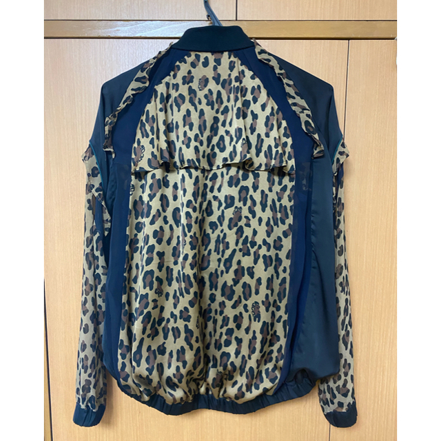 sacai(サカイ)のsacai レオパード柄アウター レディースのジャケット/アウター(ブルゾン)の商品写真