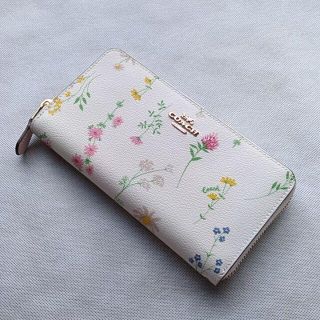 【新品未使用】COACH コーチ 長財布 ワイルドフラワー 花柄 ジップ