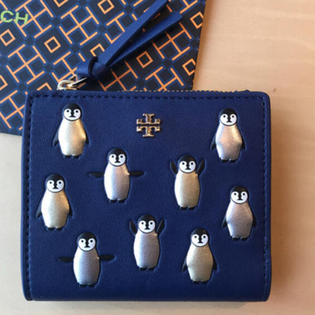 Tory Burch(トリーバーチ)の【ToryBurch】　ペンギン柄ミニ財布　　美品　正規品　ネイビー レディースのファッション小物(財布)の商品写真