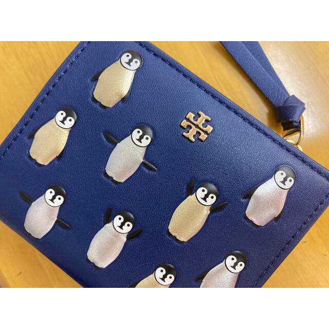 Tory Burch(トリーバーチ)の【ToryBurch】　ペンギン柄ミニ財布　　美品　正規品　ネイビー レディースのファッション小物(財布)の商品写真