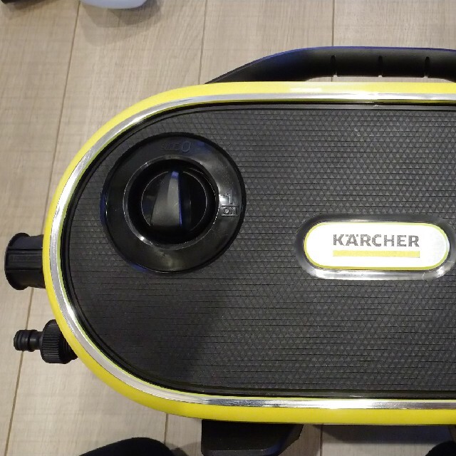 ケルヒャー高圧洗浄機サイレント スマホ/家電/カメラの生活家電(掃除機)の商品写真