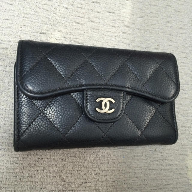 CHANEL(シャネル)の確実正規品シャネルiPhone5sケース スマホ/家電/カメラのスマホアクセサリー(モバイルケース/カバー)の商品写真