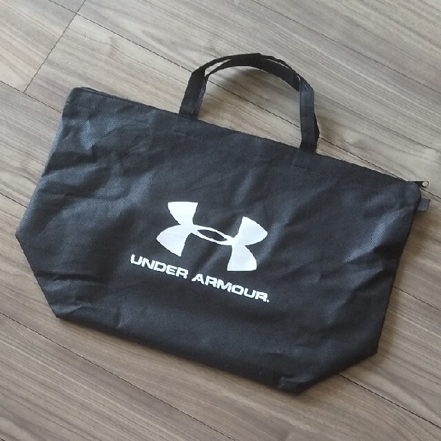 UNDER ARMOUR(アンダーアーマー)のアンダーアーマー福袋 スポーツ/アウトドアのランニング(ウェア)の商品写真