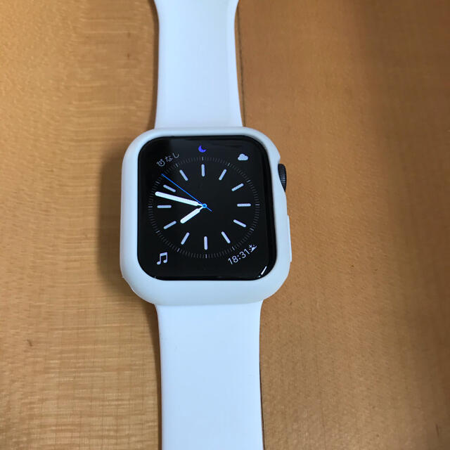 Apple Watch SE 40mm GPSタイプ