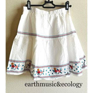 アースミュージックアンドエコロジー(earth music & ecology)の新品★アースミュージック＆エコロジー★刺繍スカート(ミニスカート)