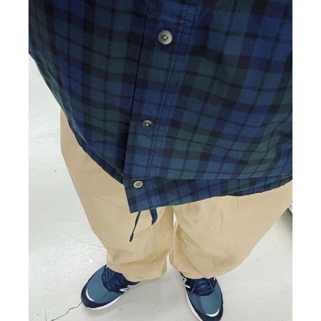 BROCHURE 1P CHINO / BEIGEの通販 by URAYAMA EQUIPMENT|ラクマ
