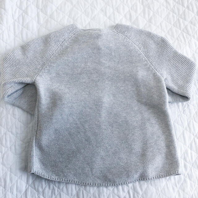 ZARA KIDS(ザラキッズ)のzara ニットカーディガン　104センチ キッズ/ベビー/マタニティのキッズ服男の子用(90cm~)(カーディガン)の商品写真