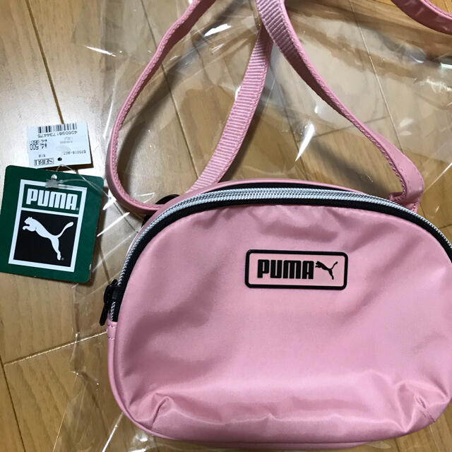 PUMA(プーマ)のプーマ　ショルダーバック　新品未使用 メンズのバッグ(ショルダーバッグ)の商品写真