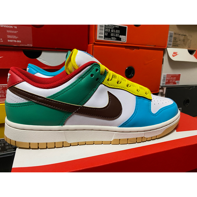 NIKE(ナイキ)のNIKE DUNK LOW SE FREE 99 PACK 27cmダンク メンズの靴/シューズ(スニーカー)の商品写真