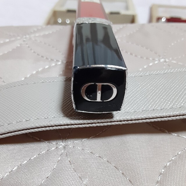 Dior(ディオール)のDIOR　ルージュディオール　ブリヤン858 コスメ/美容のベースメイク/化粧品(リップグロス)の商品写真