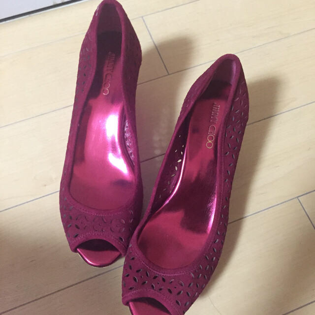 JIMMY CHOO(ジミーチュウ)のほぼ新品☆JimmyChoo 37.5☆ハイヒール☆パンプス レディースの靴/シューズ(ハイヒール/パンプス)の商品写真