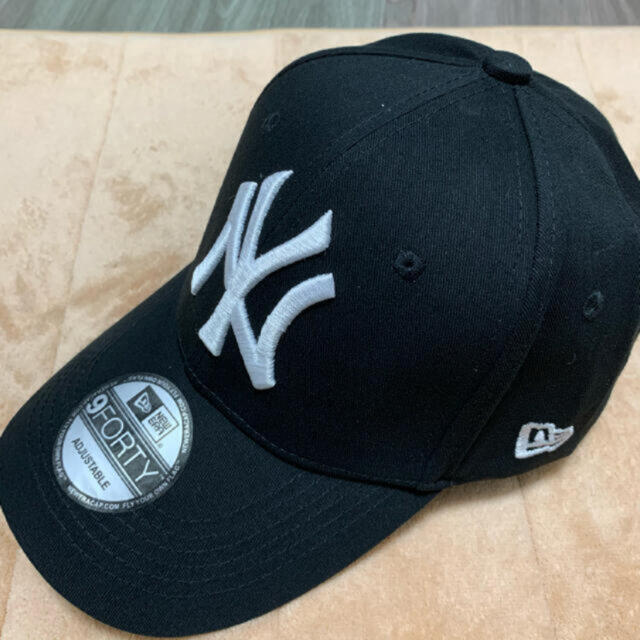 NEW ERA(ニューエラー)の ブラック　NEWERA ニューエラ9FORTY ニューヨークヤンキース     メンズの帽子(キャップ)の商品写真