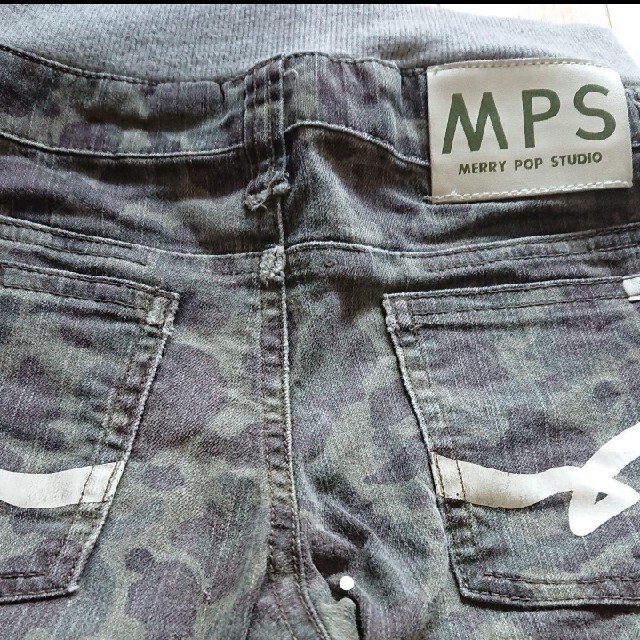 MPS(エムピーエス)のMPS 迷彩  パンツ 130 キッズ/ベビー/マタニティのキッズ服男の子用(90cm~)(パンツ/スパッツ)の商品写真