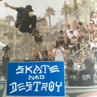 スラッシャー(THRASHER)のTHRASHERスラッシャー限定sk8デストロイロゴボックスステッカーラスト１(スケートボード)