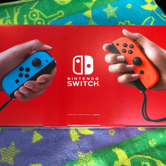 任天堂　Switch ネオン　新品未使用品　店舗印❗️7%引きクーポン❗️