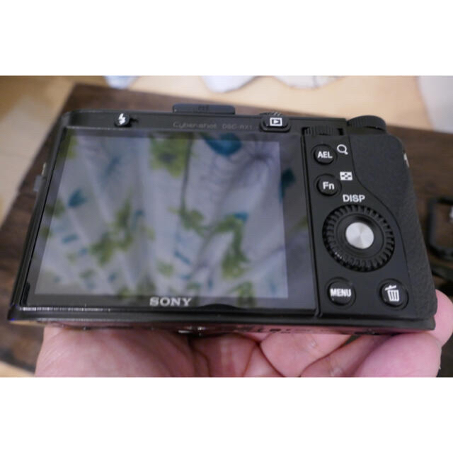 SONY(ソニー)のSONY Cyber-shot RX1 DSC-RX1 rx1 フルサイズ スマホ/家電/カメラのカメラ(コンパクトデジタルカメラ)の商品写真