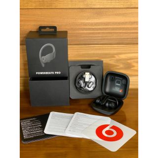 アップル(Apple)の【美品】POWERBEATS PRO◾️付属品完備◾️(ヘッドフォン/イヤフォン)