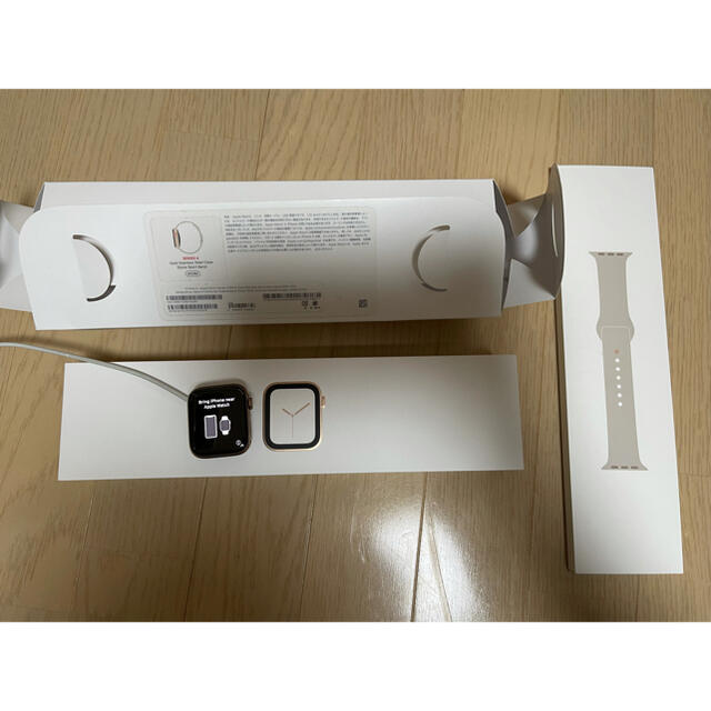 Apple Watch series4 ステンレススチール　セルラータイプ