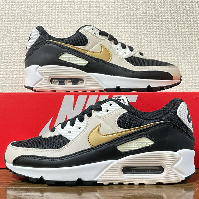 NIKE(ナイキ)の23.5 ナイキ エアマックス 90 ブラック ベージュ DB9578-001 レディースの靴/シューズ(スニーカー)の商品写真