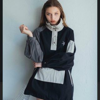 マウジー(moussy)の【スス様専用】Juemi プルオーバー　ブルゾン　ブラック(ブルゾン)