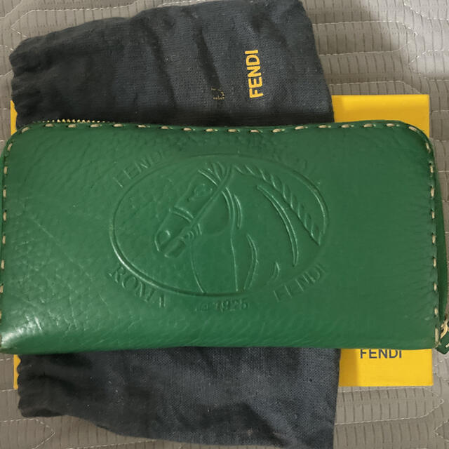 フェンディ FENDI セレリア 長財布 グリーン ≪超目玉☆12月≫ 4240円