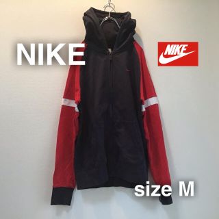 ナイキ(NIKE)のNIKE ナイキ パーカー　M ジップアップ　切り替え　胸ワンポイント刺繍　ロゴ(パーカー)