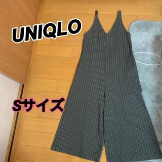 ユニクロ(UNIQLO)の★美品★ユニクロ★オールインワン★サロペット★Sサイズ★カーキグリーン★麻(オールインワン)